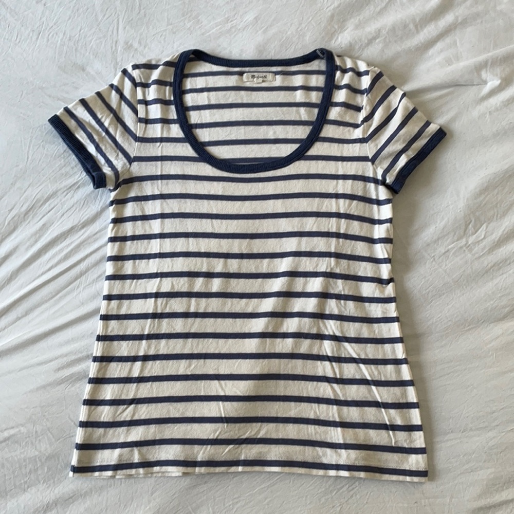 Madewell Blue and White Casual Striped Tee Shirt